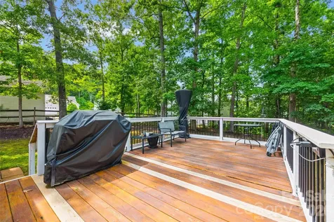 509 Kittiewake Lane Clover SC 29710