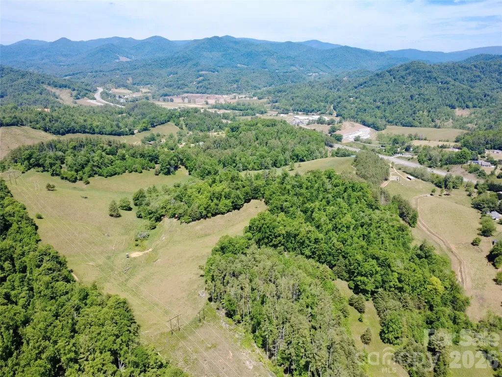 Tbd W Hwy 19 Highway E Burnsville NC 28714