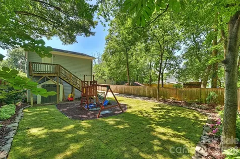 1617 Hawthorne Lane Charlotte NC 28205