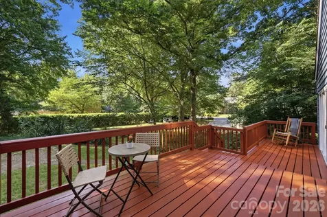 7045 Burlwood Road Charlotte NC 28211