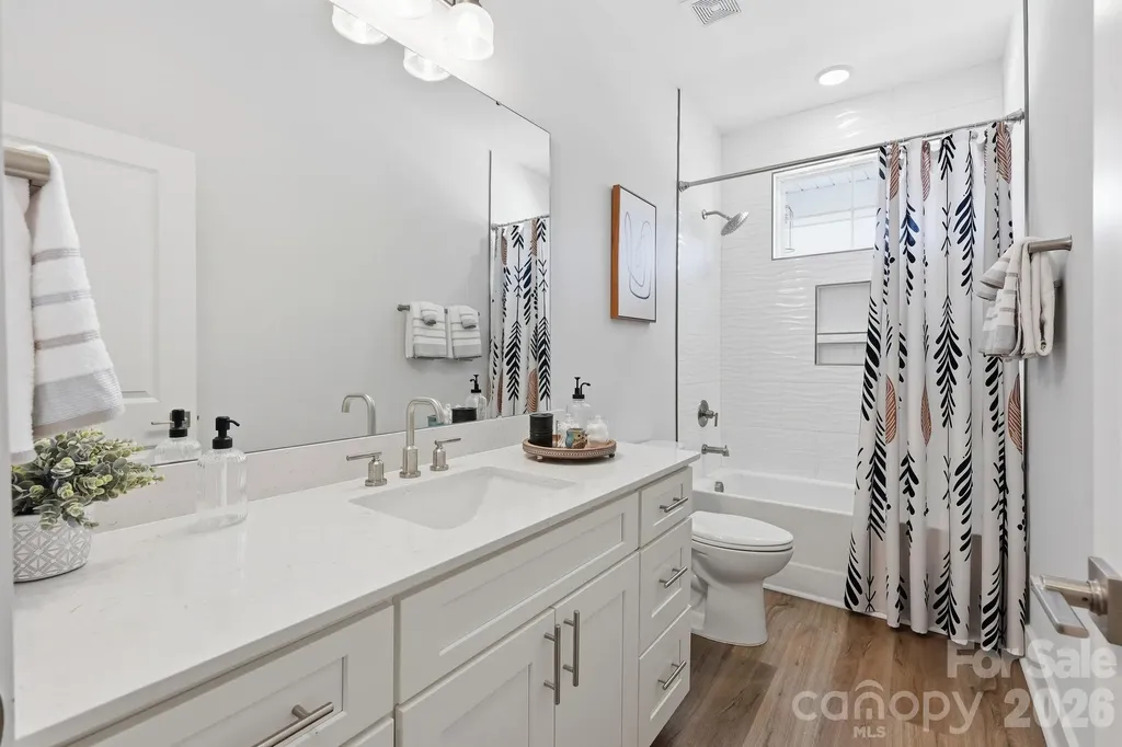 8612 Chagrin Drive Cornelius NC 28031