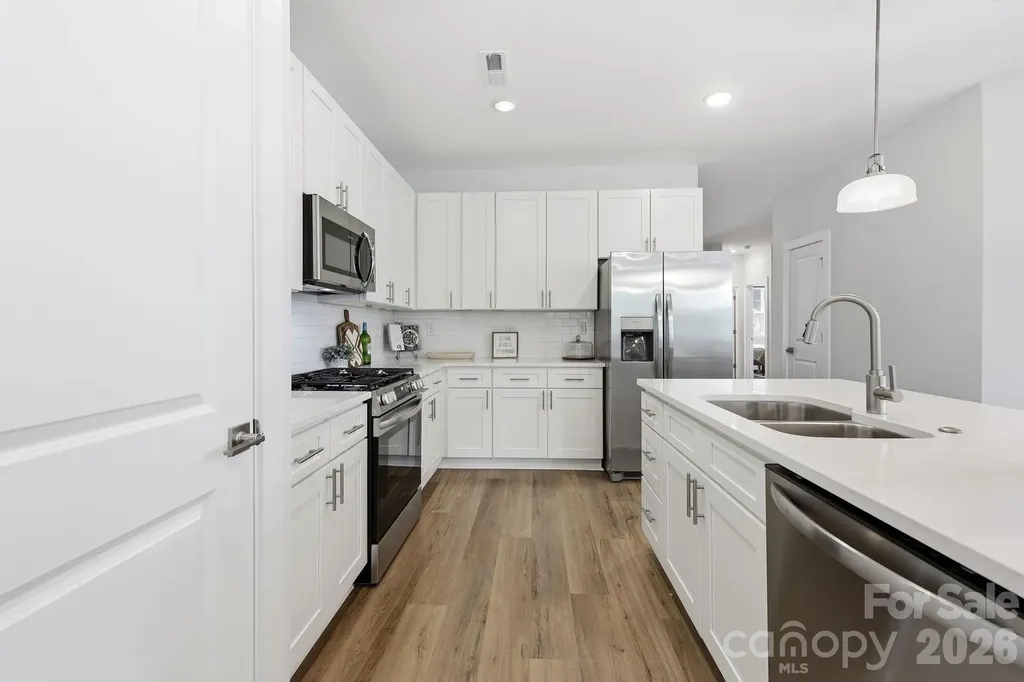 8612 Chagrin Drive Cornelius NC 28031