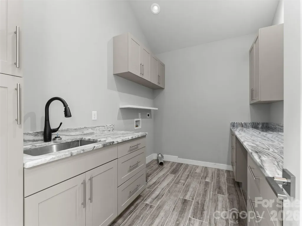 123 Israel Road Candler NC 28715