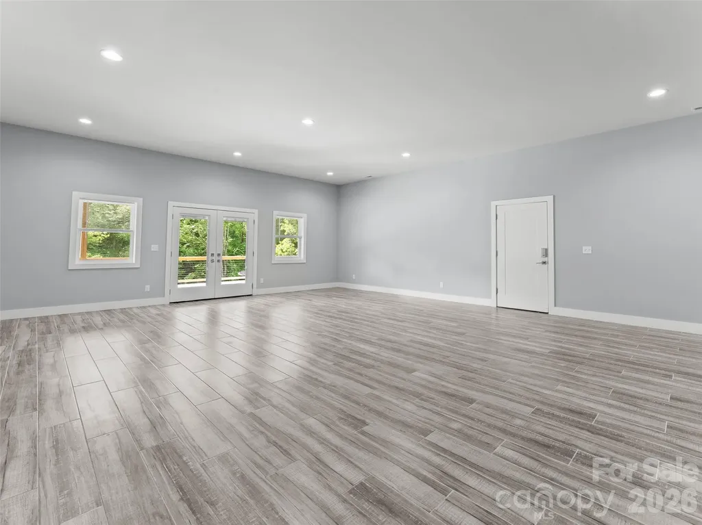 123 Israel Road Candler NC 28715