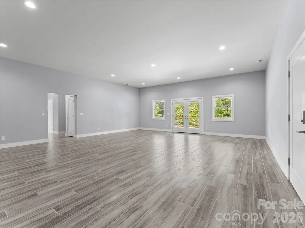 123 Israel Road Candler NC 28715
