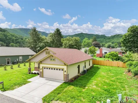 99 Junes Way Waynesville NC 28786