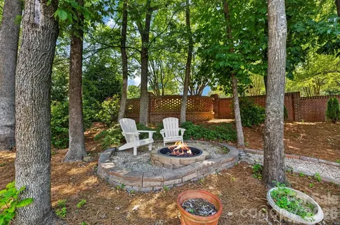 7618 Wingmont Drive Charlotte NC 28269