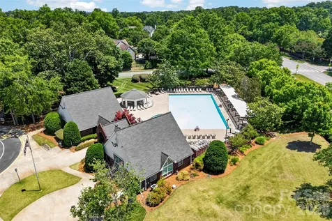 7618 Wingmont Drive Charlotte NC 28269