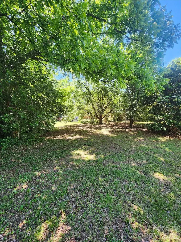 5510 Allen Road E Charlotte NC 28269