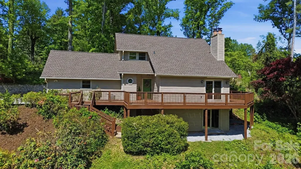 207 Wood Dale Drive Hendersonville NC 28791