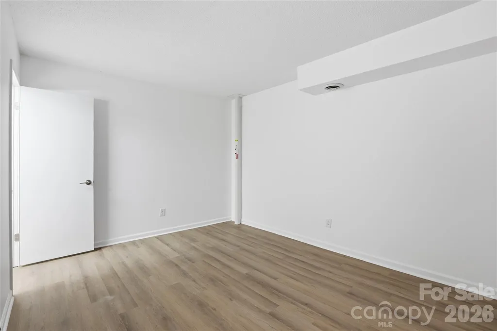 207 Wood Dale Drive Hendersonville NC 28791