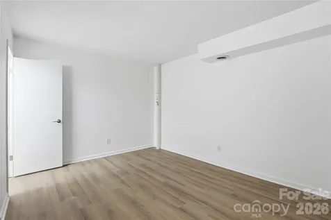 207 Wood Dale Drive Hendersonville NC 28791