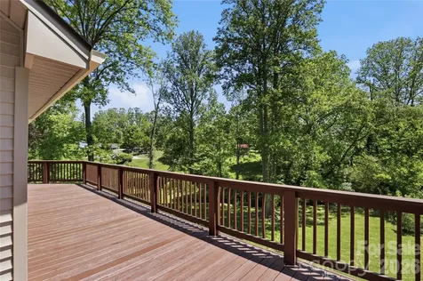 207 Wood Dale Drive Hendersonville NC 28791