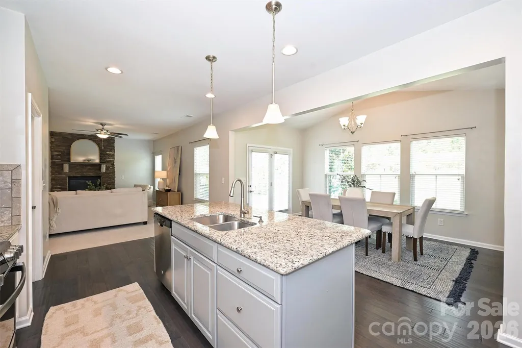 3729 Benseval Lane Matthews NC 28105