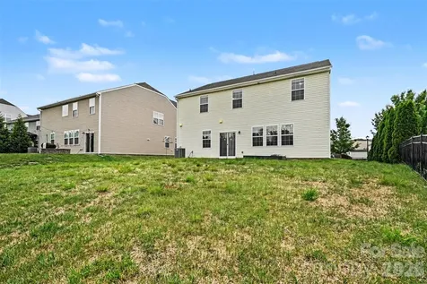 8211 Pamplin Court Charlotte NC 28273
