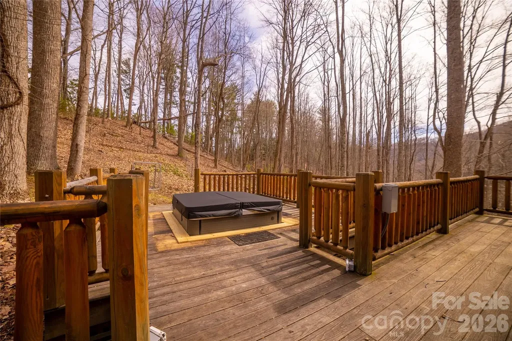 682 Rock House Road Hot Springs NC 28743