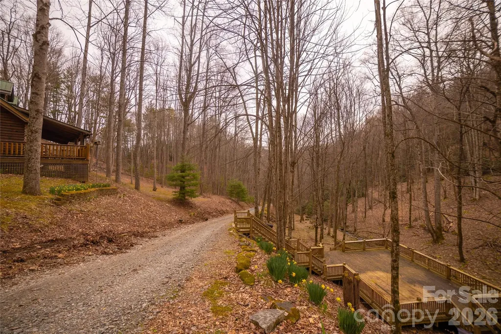 682 Rock House Road Hot Springs NC 28743