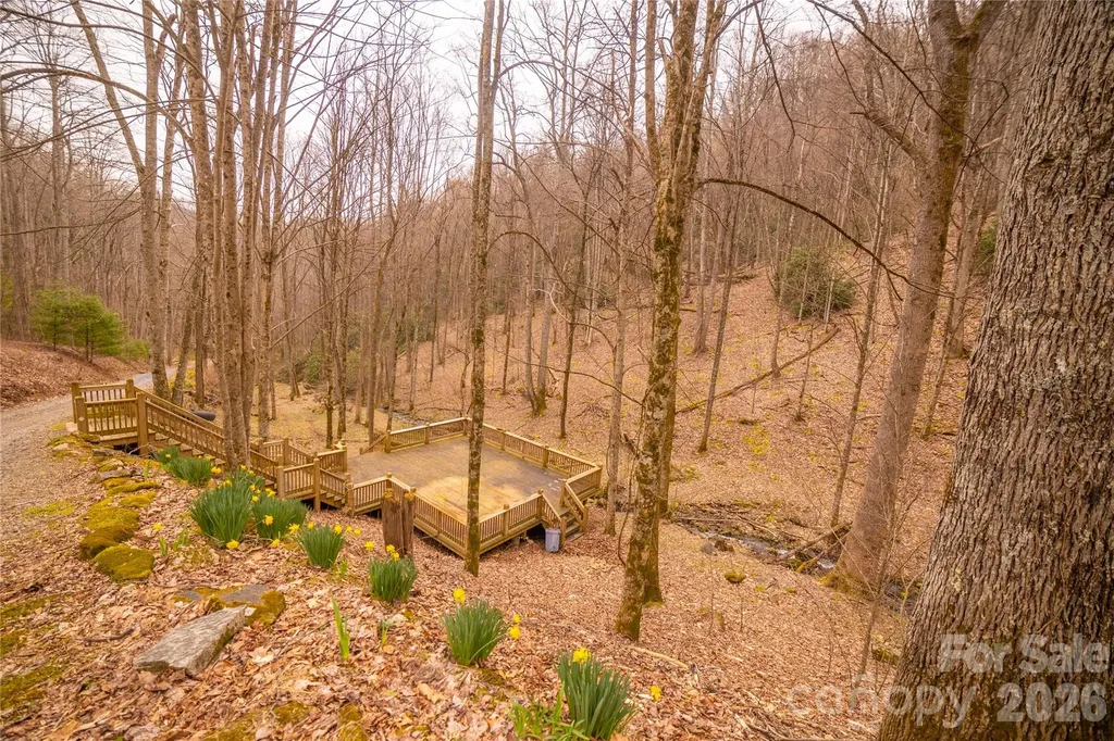 682 Rock House Road Hot Springs NC 28743