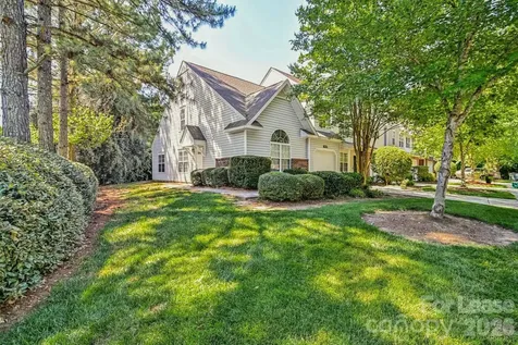 10630 Sleigh Bell Lane Charlotte NC 28216