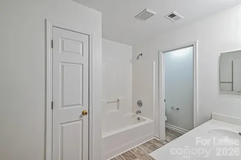 10630 Sleigh Bell Lane Charlotte NC 28216