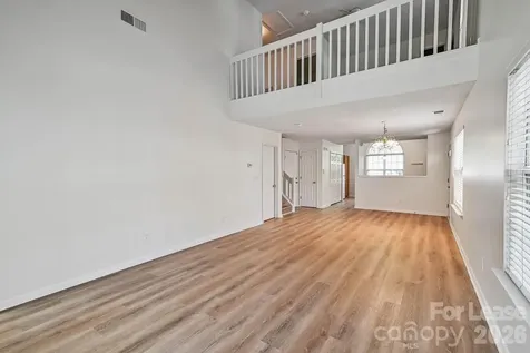 10630 Sleigh Bell Lane Charlotte NC 28216