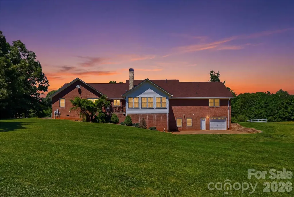 6181 Willowbottom Road Hickory NC 28602
