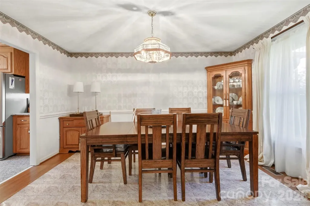 6181 Willowbottom Road Hickory NC 28602