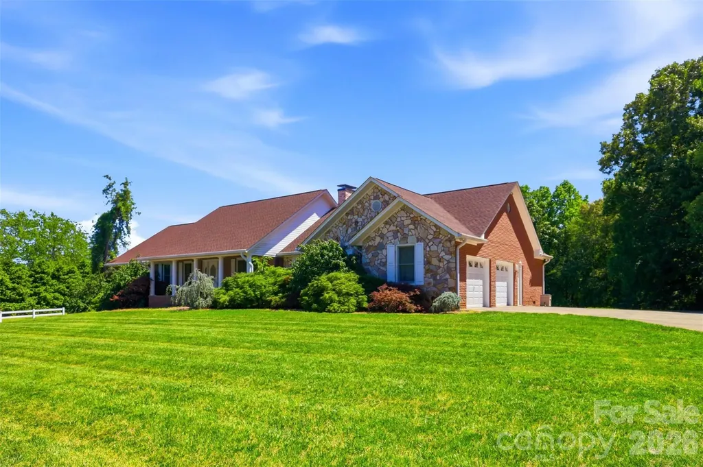 6181 Willowbottom Road Hickory NC 28602