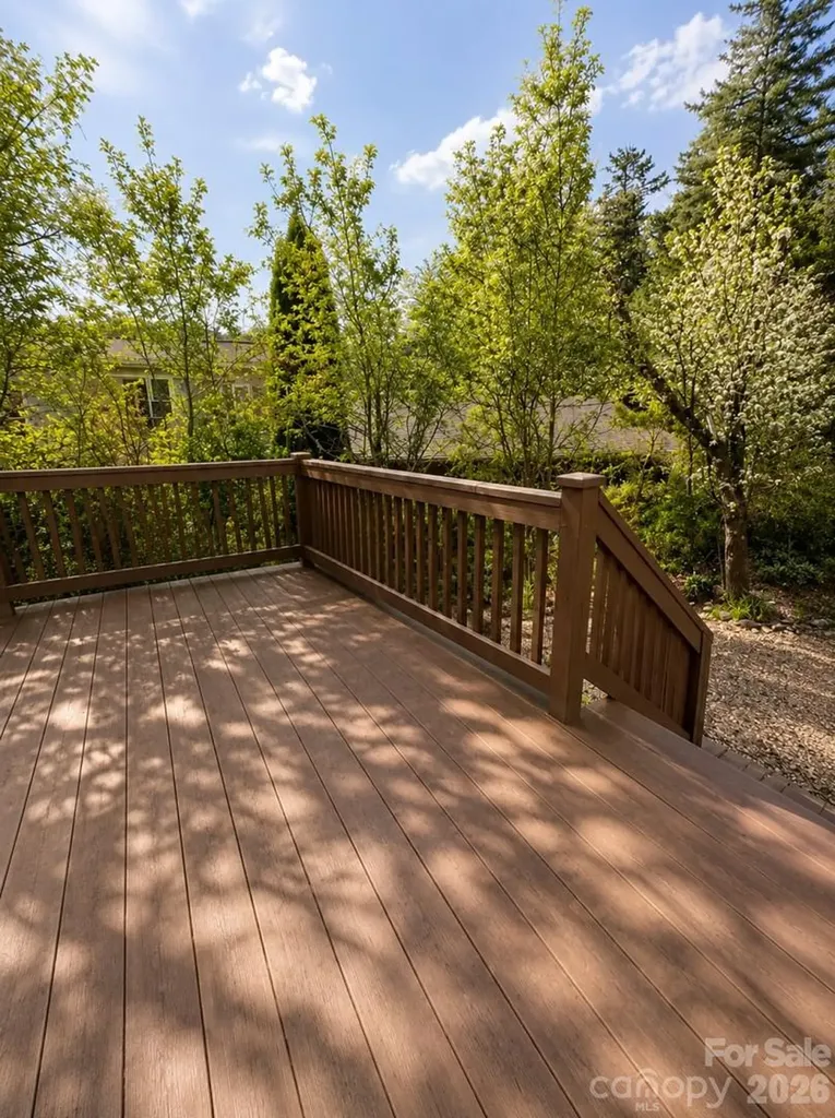 99 Willow Way Hendersonville NC 28739