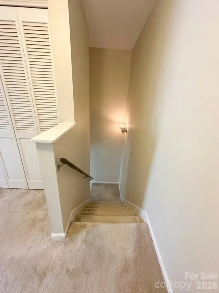 99 Willow Way Hendersonville NC 28739
