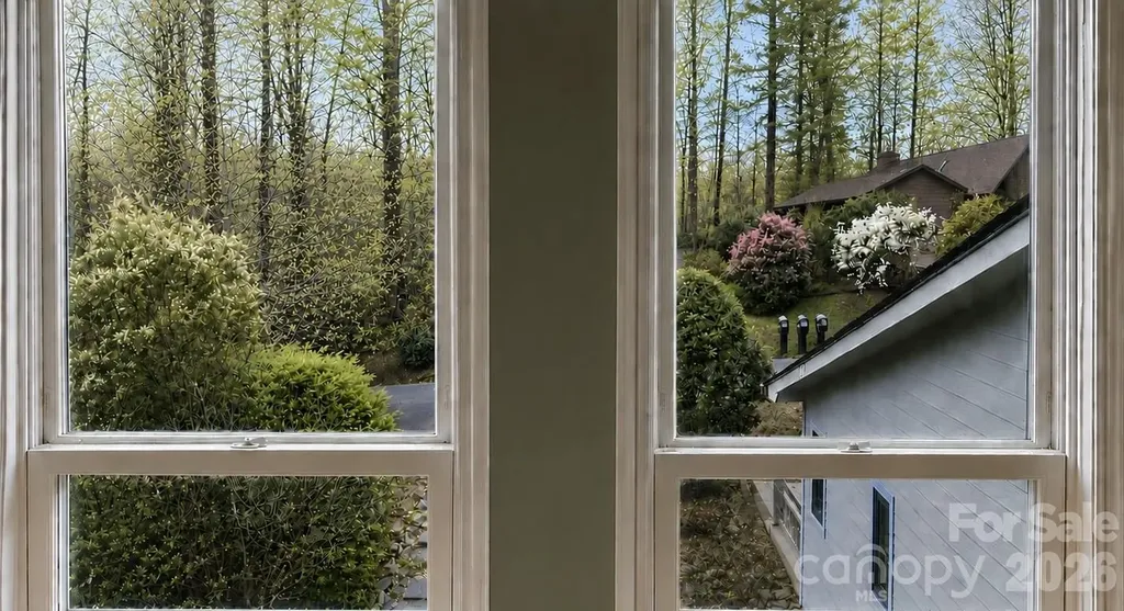 99 Willow Way Hendersonville NC 28739