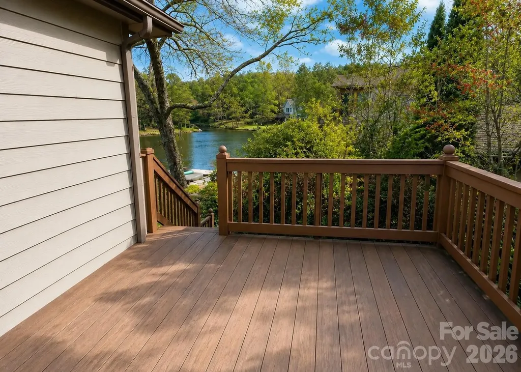 99 Willow Way Hendersonville NC 28739