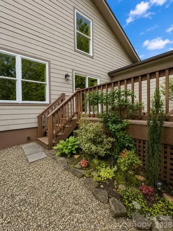 99 Willow Way Hendersonville NC 28739