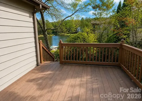 99 Willow Way Hendersonville NC 28739