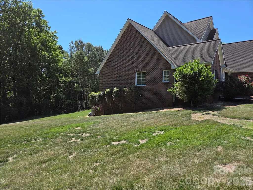 5510 Land Harbour Drive Granite Falls NC 28630