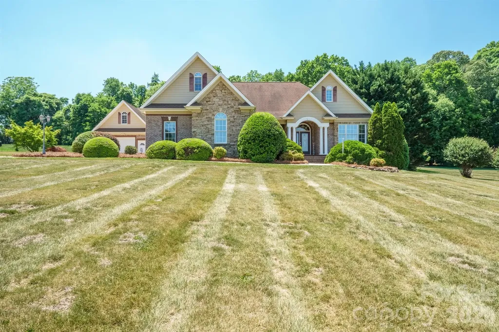 137 Natures Trail Statesville NC 28625
