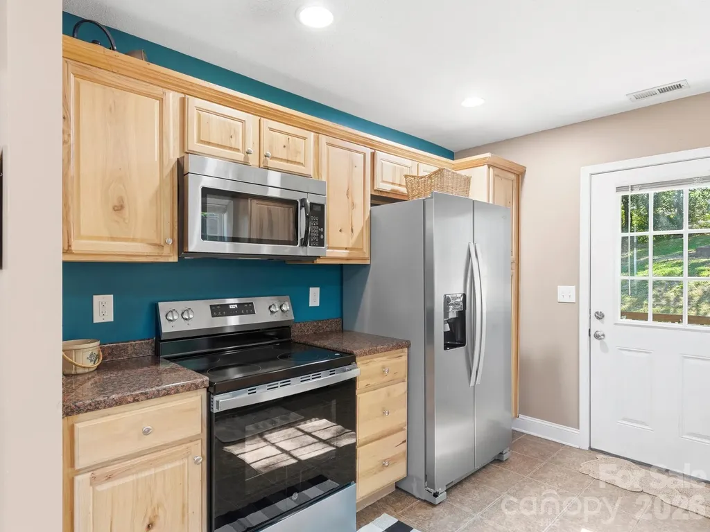 24 Hilldale Road Asheville NC 28803