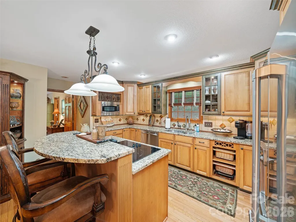 210 Shepard Way Burnsville NC 28714