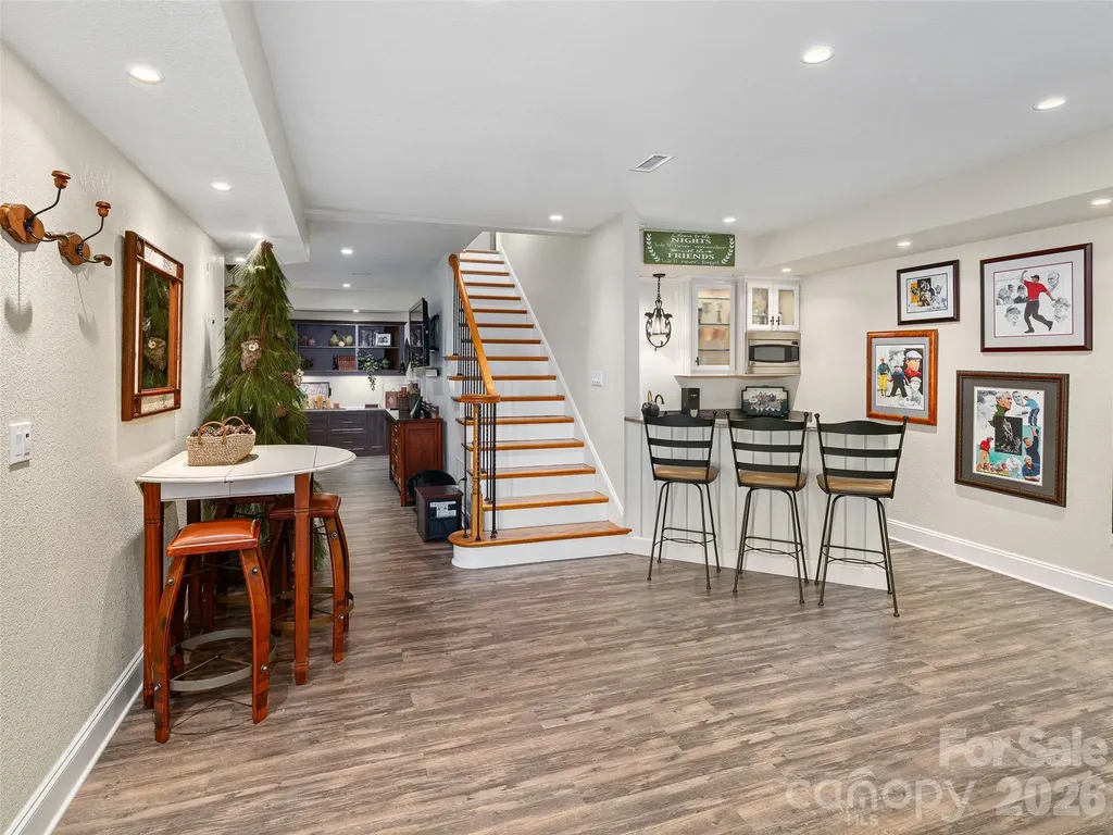 210 Shepard Way Burnsville NC 28714