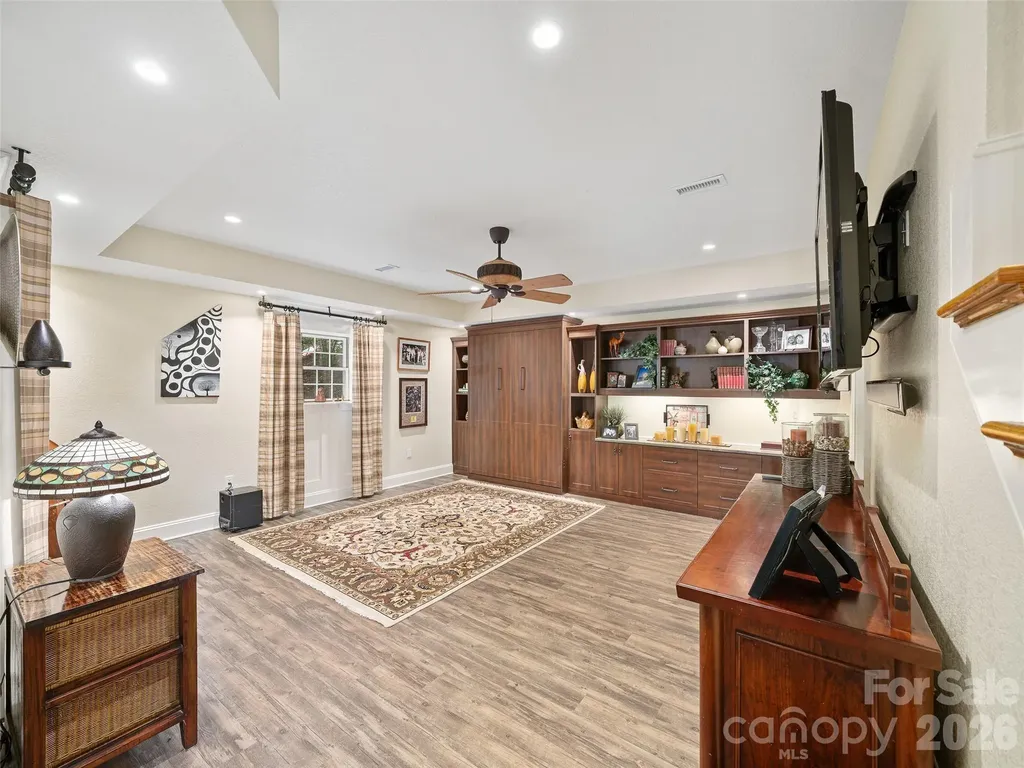 210 Shepard Way Burnsville NC 28714
