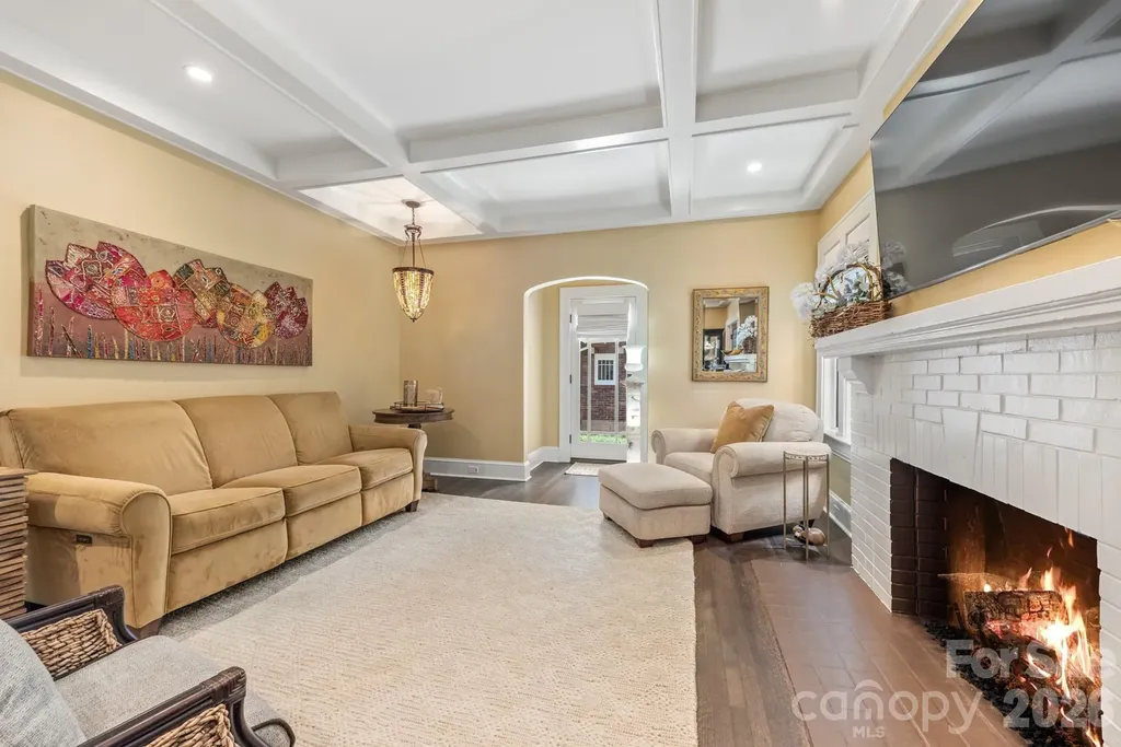 2601 E 5th Street Charlotte NC 28204