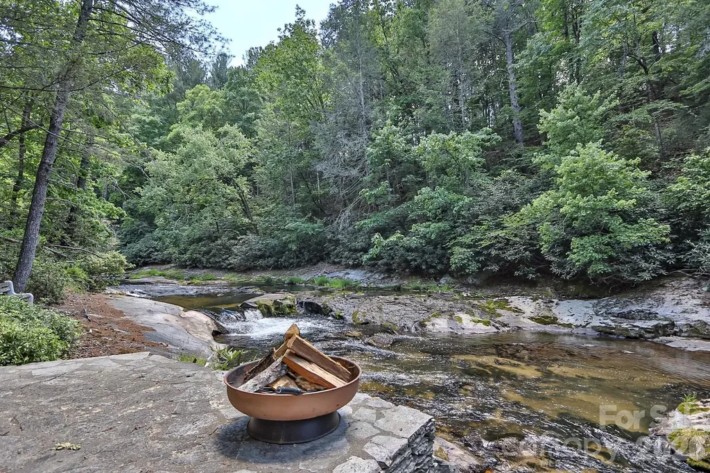 408 Stone River Drive Traphill NC 28685