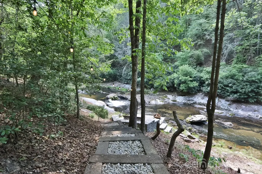 408 Stone River Drive Traphill NC 28685