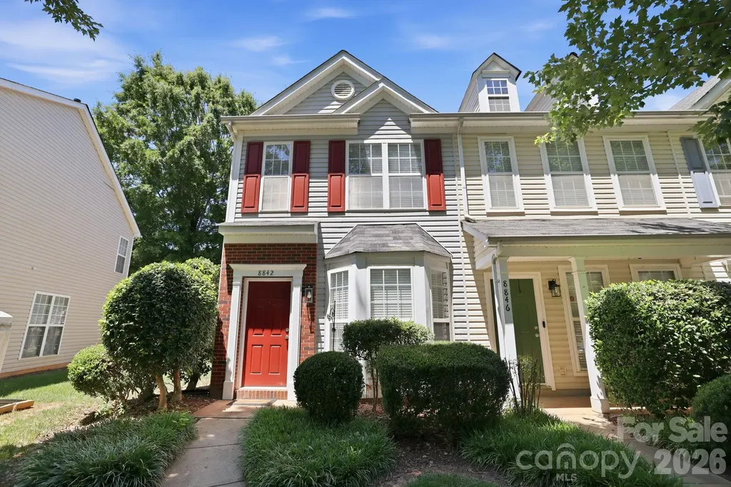 8842 Gerren Court Charlotte NC 28217