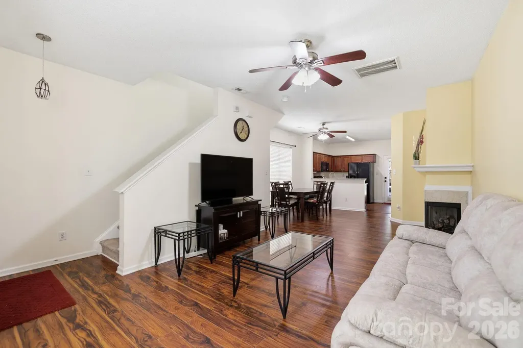 8842 Gerren Court Charlotte NC 28217