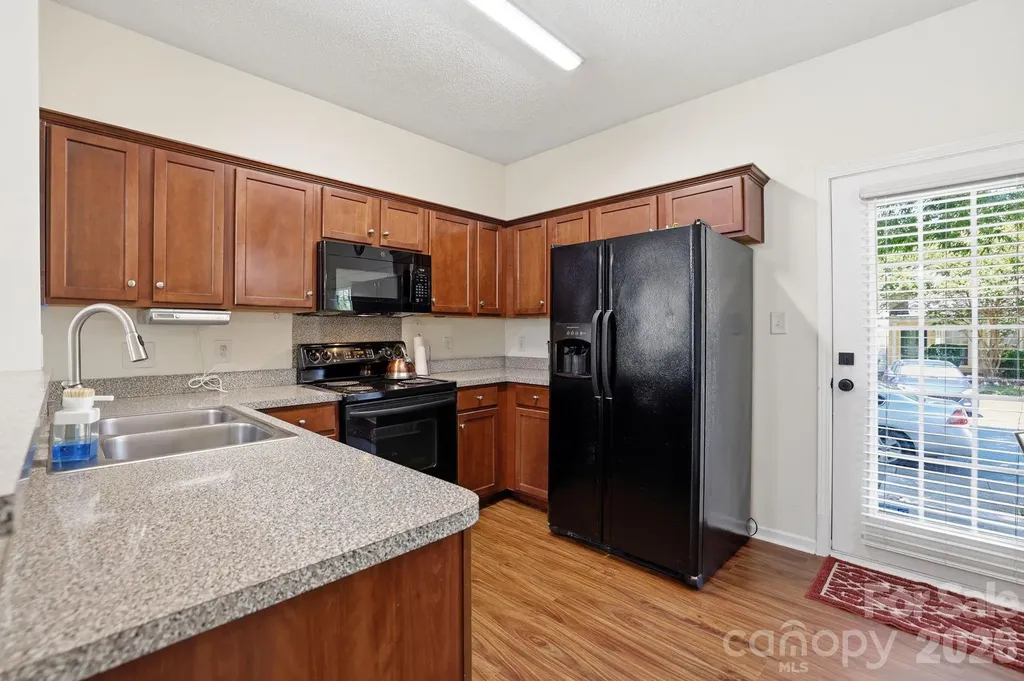 8842 Gerren Court Charlotte NC 28217