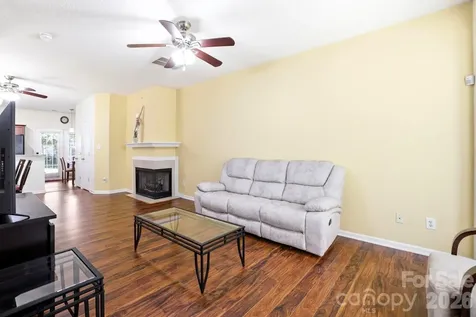 8842 Gerren Court Charlotte NC 28217