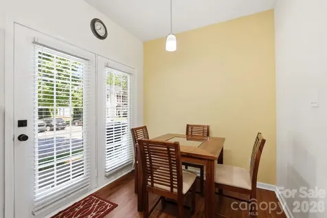 8842 Gerren Court Charlotte NC 28217