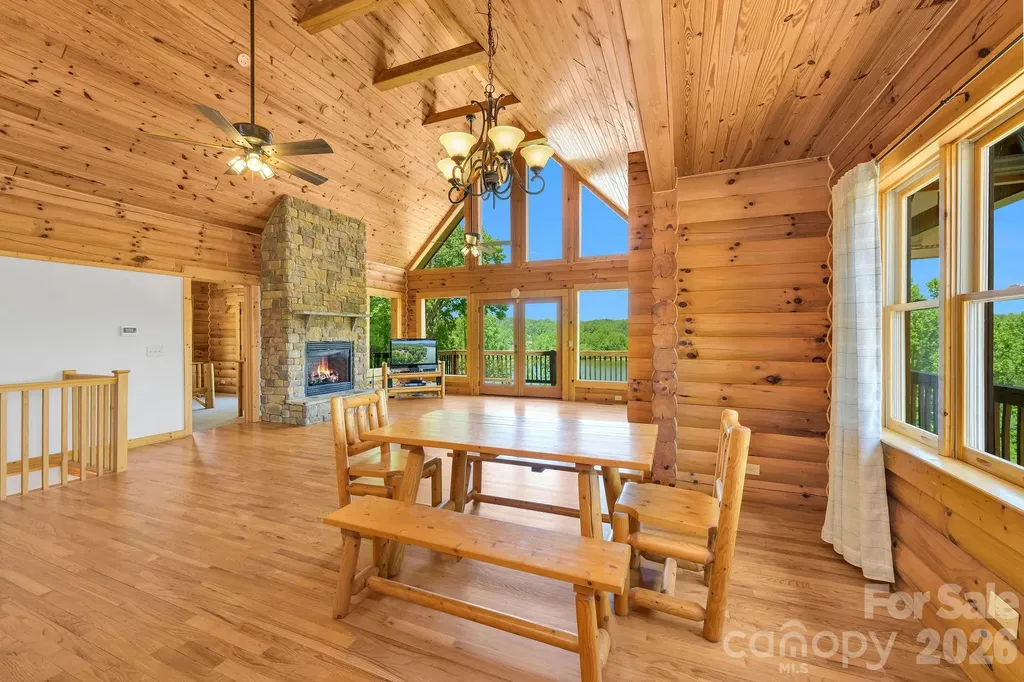 318 Heron Point Drive Wilkesboro NC 28697