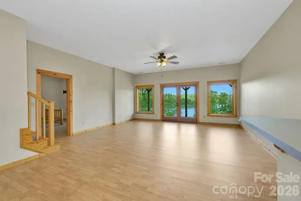 318 Heron Point Drive Wilkesboro NC 28697